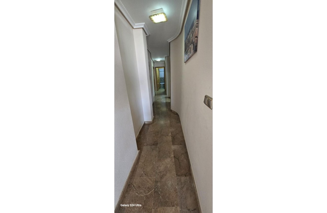Herverkoop - Appartement -
Torrevieja - PARQUE DE LAS NACIONES