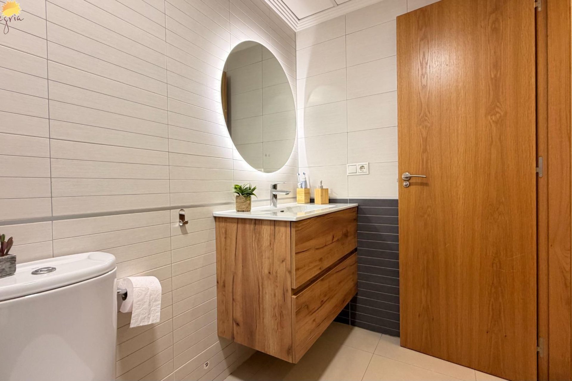 Herverkoop - Appartement -
Torrevieja - PARQUE DE LAS NACIONES