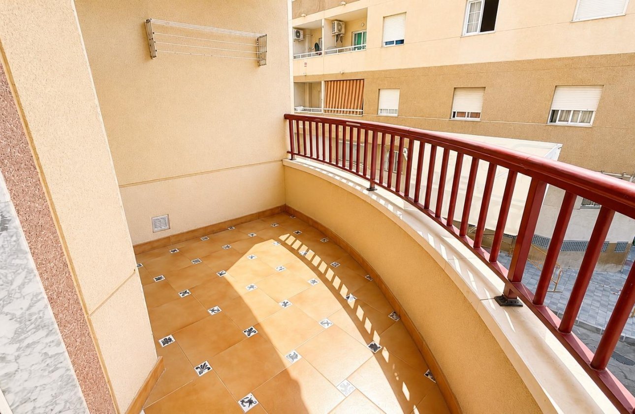 Herverkoop - Appartement -
Torrevieja - PARQUE DE LAS NACIONES