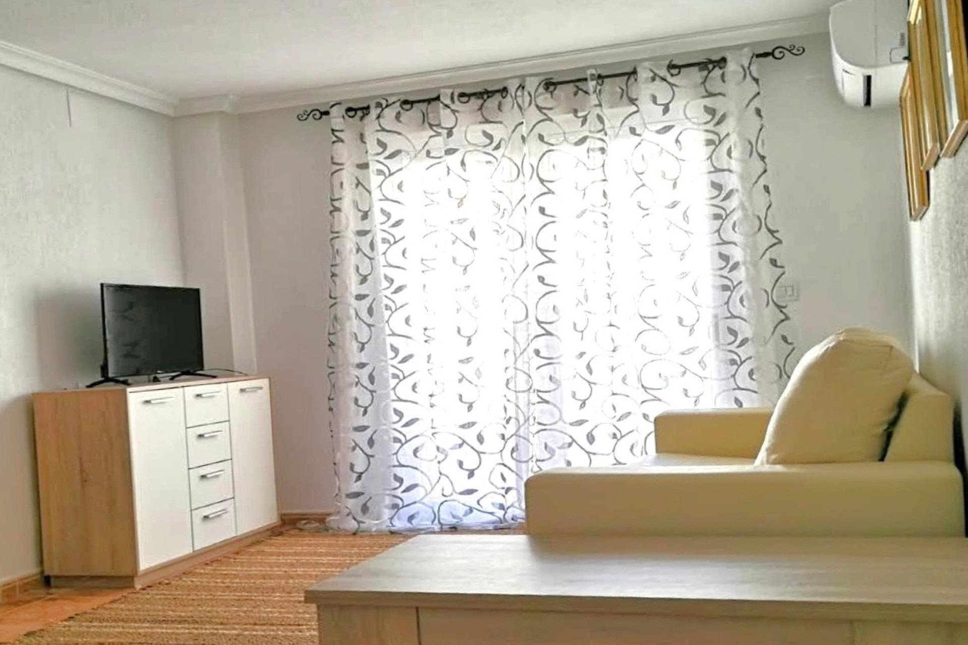 Herverkoop - Appartement -
Torrevieja - PARQUE DE LAS NACIONES