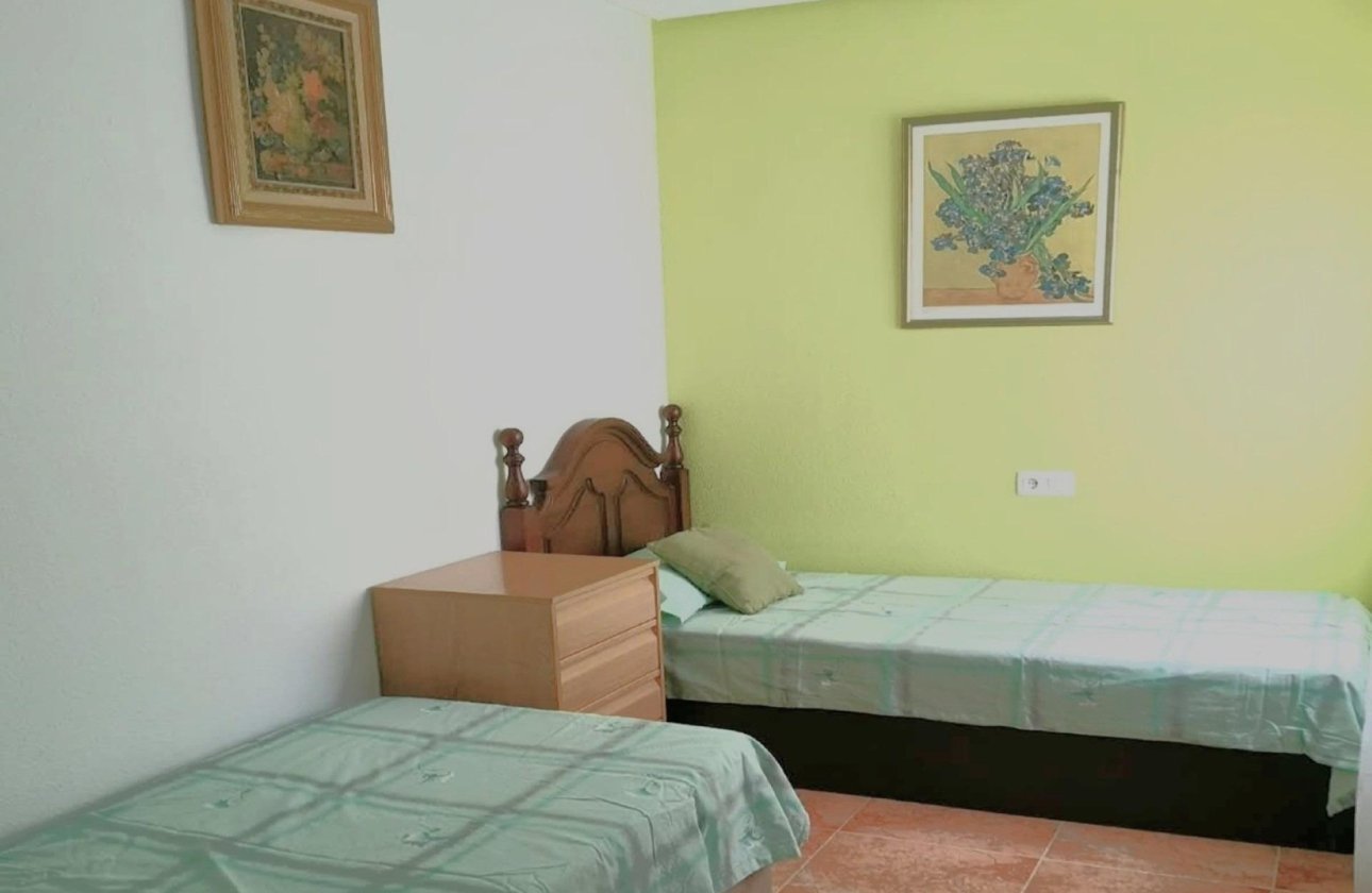 Herverkoop - Appartement -
Torrevieja - PARQUE DE LAS NACIONES