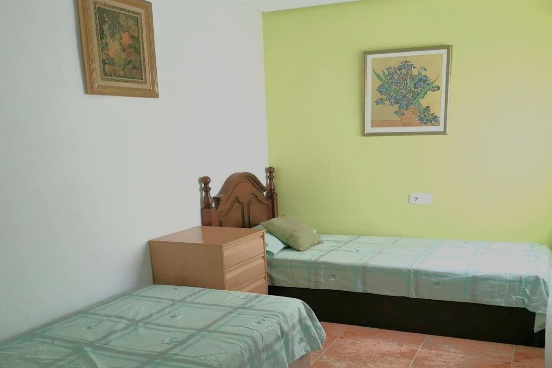Herverkoop - Appartement -
Torrevieja - PARQUE DE LAS NACIONES