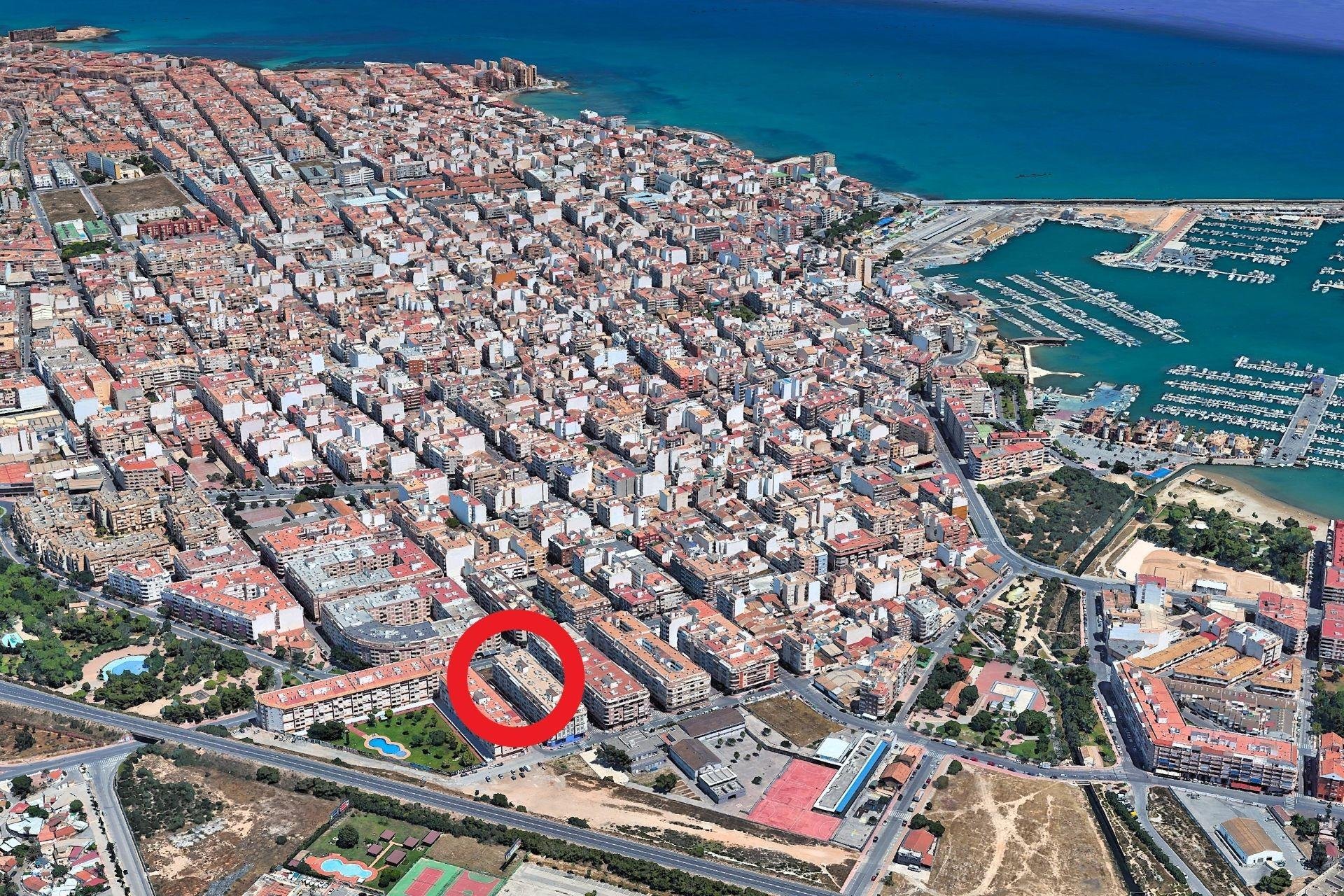 Herverkoop - Appartement -
Torrevieja - PARQUE DE LAS NACIONES