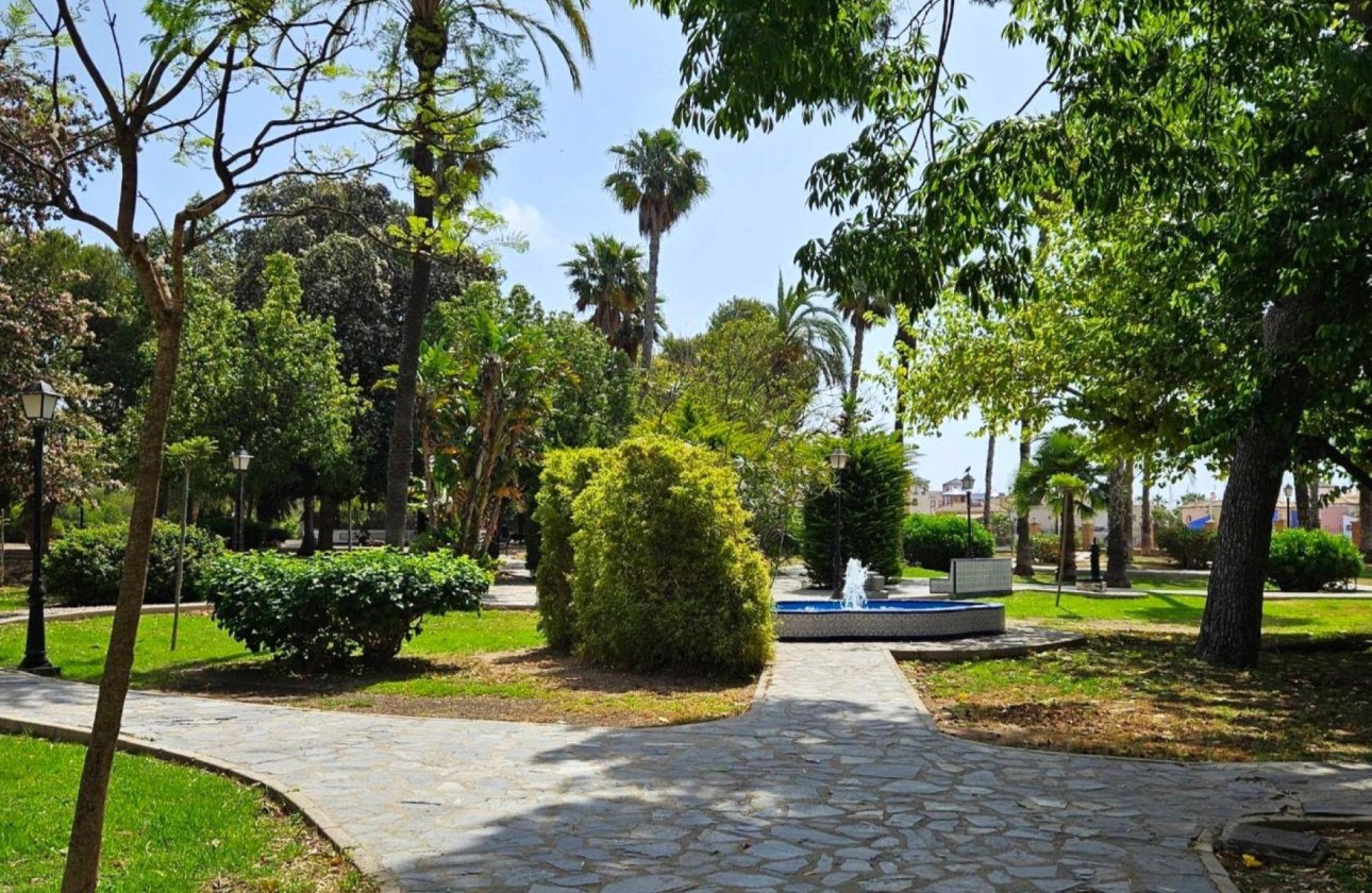Herverkoop - Appartement -
Torrevieja - PARQUE DE LAS NACIONES