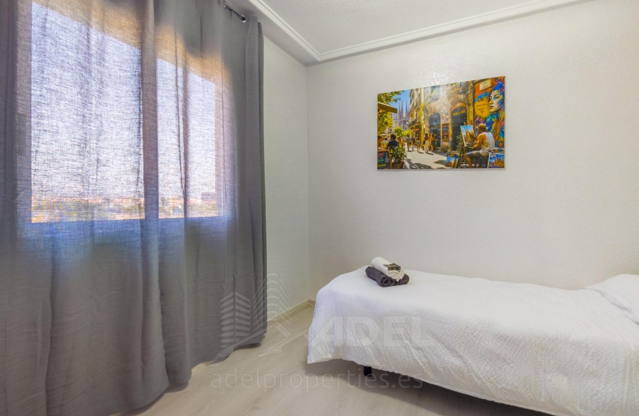 Herverkoop - Appartement -
Torrevieja - PARQUE DE LAS NACIONES