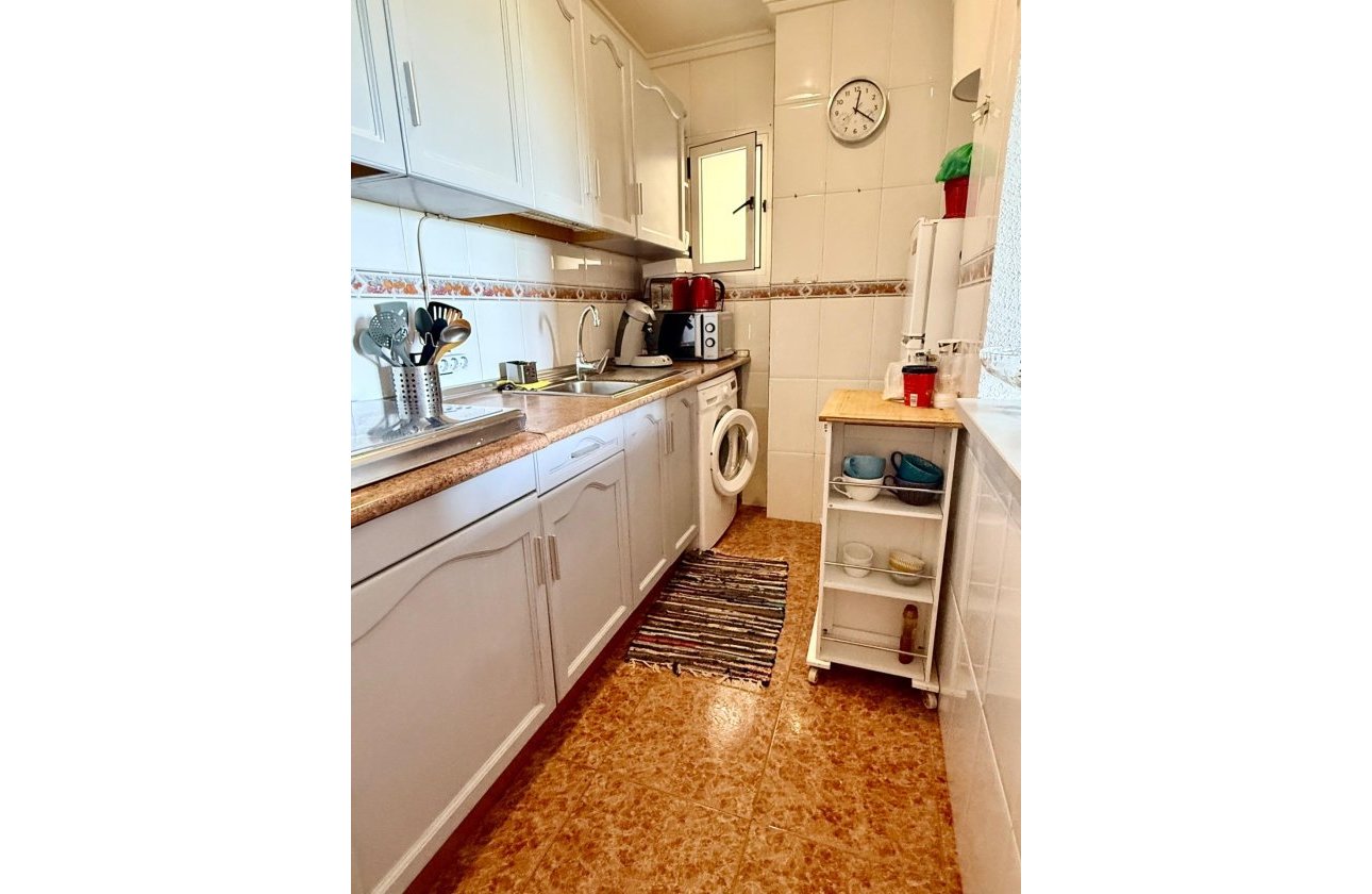 Herverkoop - Appartement -
Torrevieja - PARQUE DE LAS NACIONES