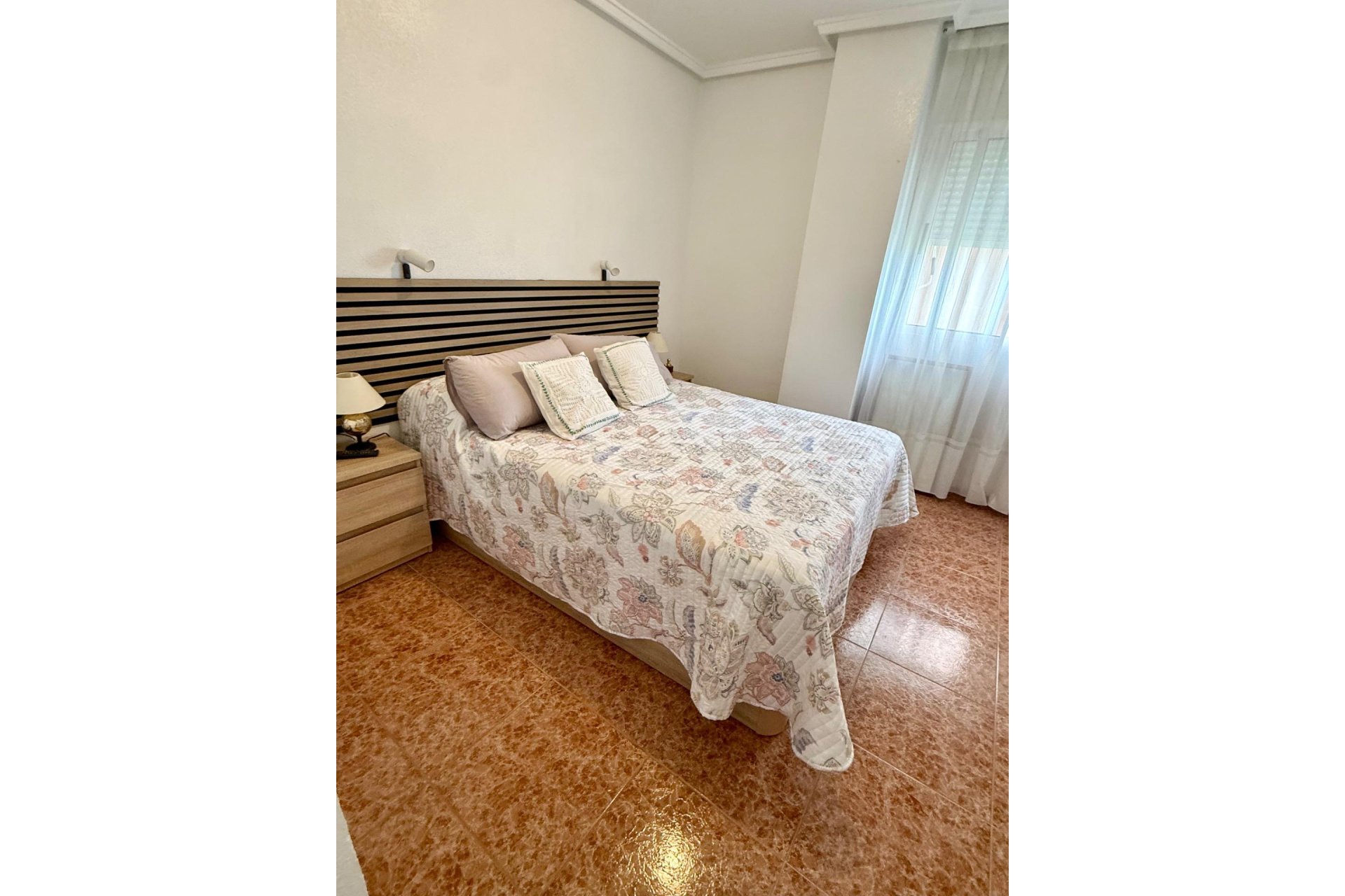 Herverkoop - Appartement -
Torrevieja - PARQUE DE LAS NACIONES