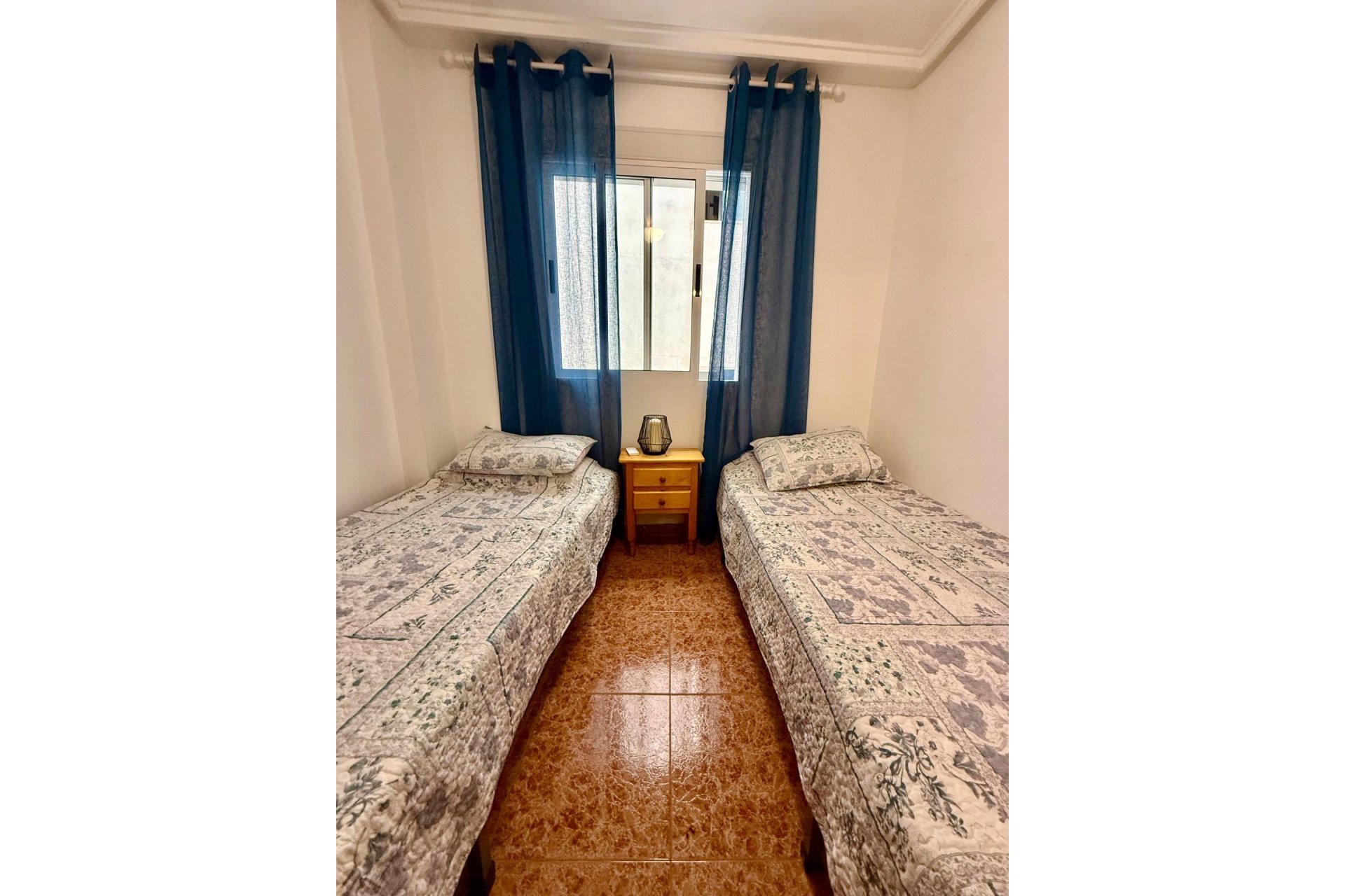Herverkoop - Appartement -
Torrevieja - PARQUE DE LAS NACIONES