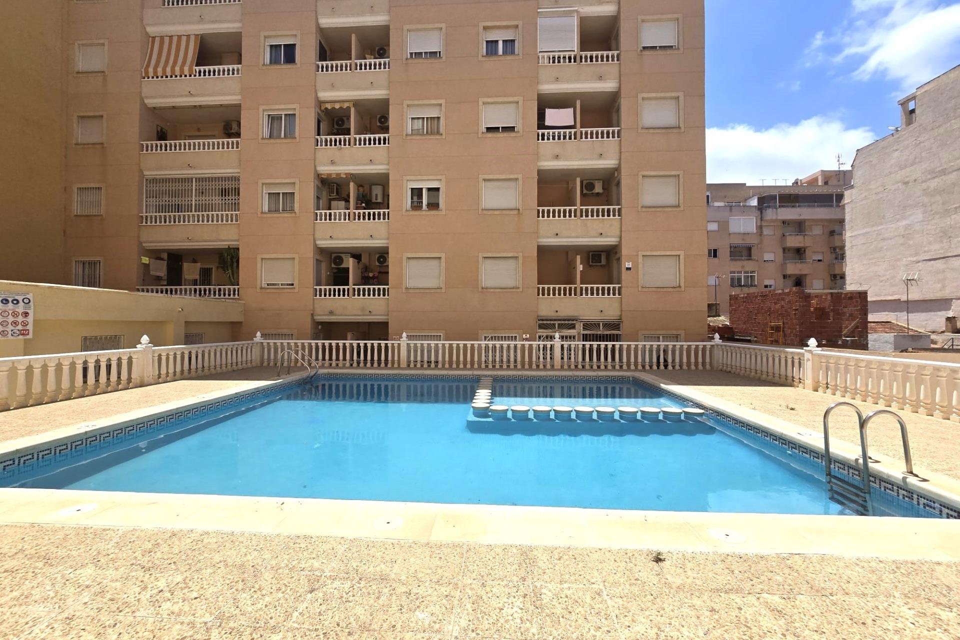 Herverkoop - Appartement -
Torrevieja - Parque Las Naciones