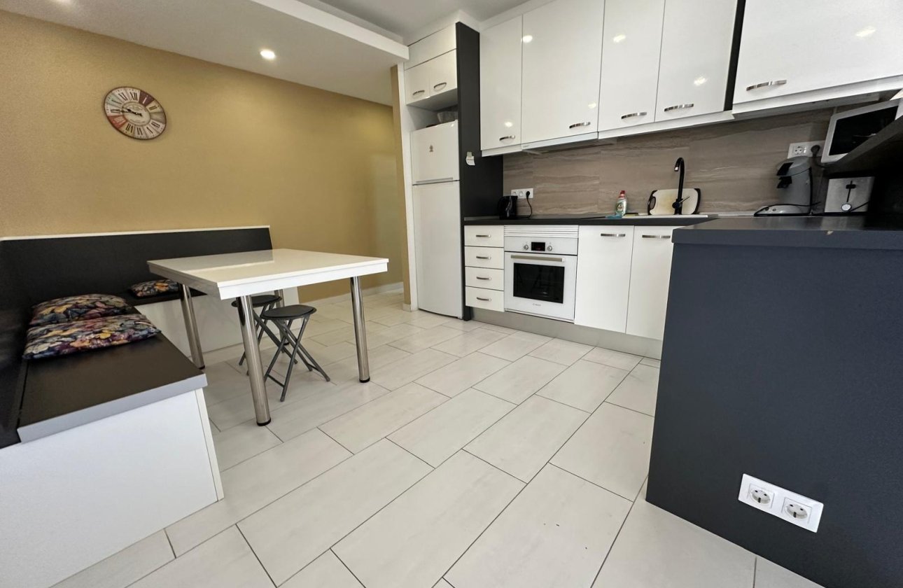 Herverkoop - Appartement -
Torrevieja - Paseo Maritimo