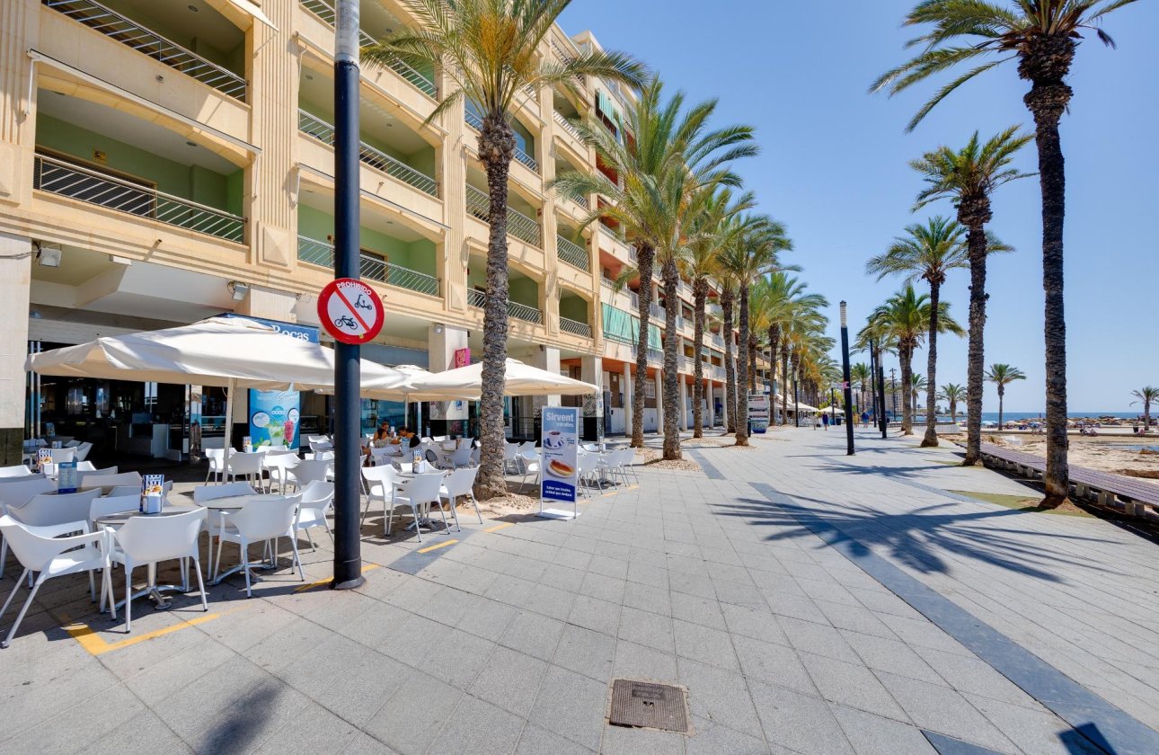 Herverkoop - Appartement -
Torrevieja - Paseo Maritimo