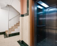 Herverkoop - Appartement -
Torrevieja - Paseo Maritimo