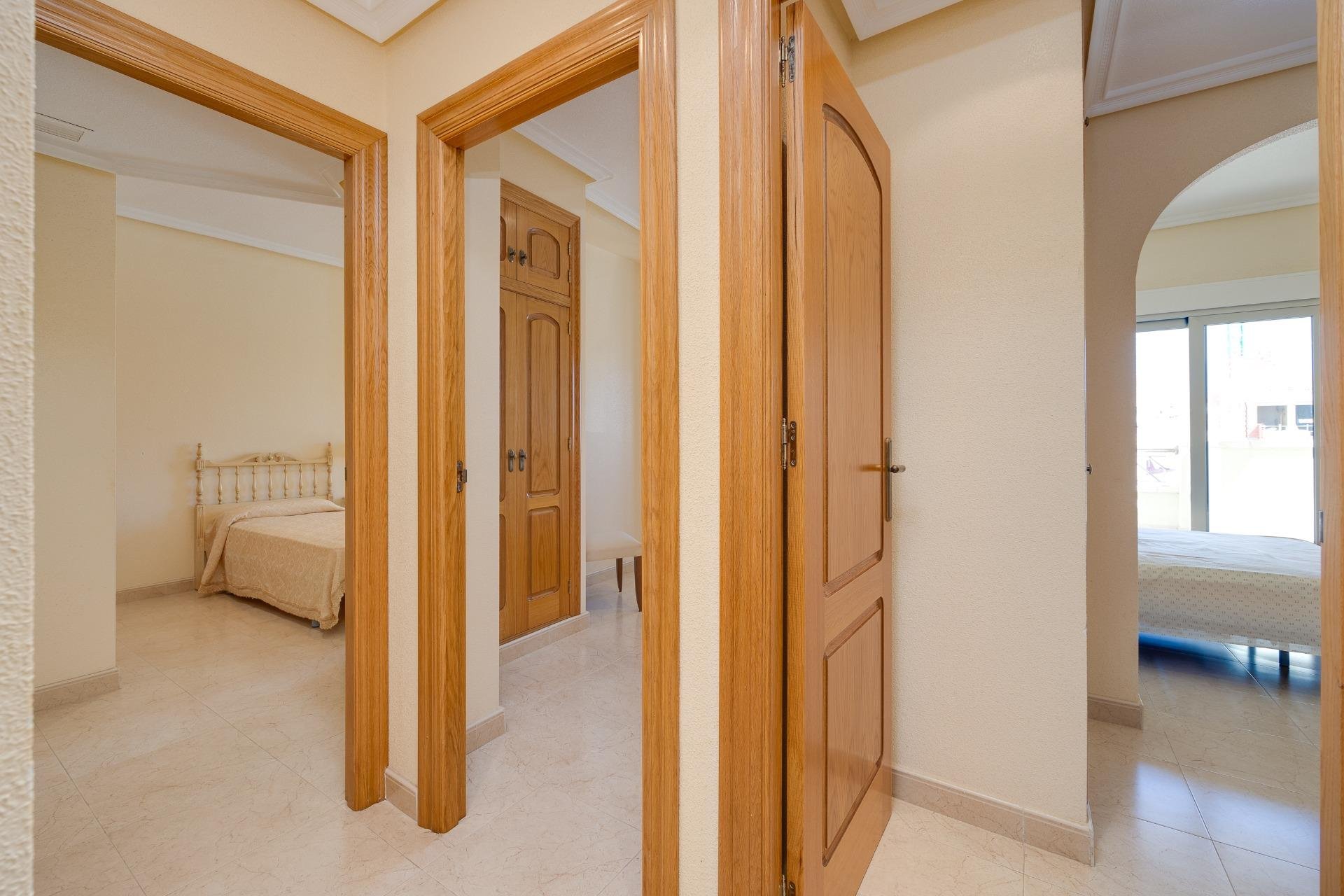 Herverkoop - Appartement -
Torrevieja - Paseo Maritimo