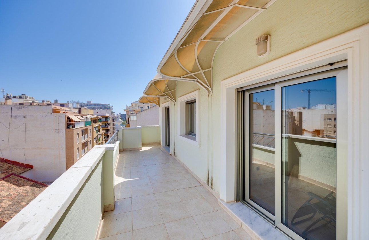 Herverkoop - Appartement -
Torrevieja - Paseo Maritimo