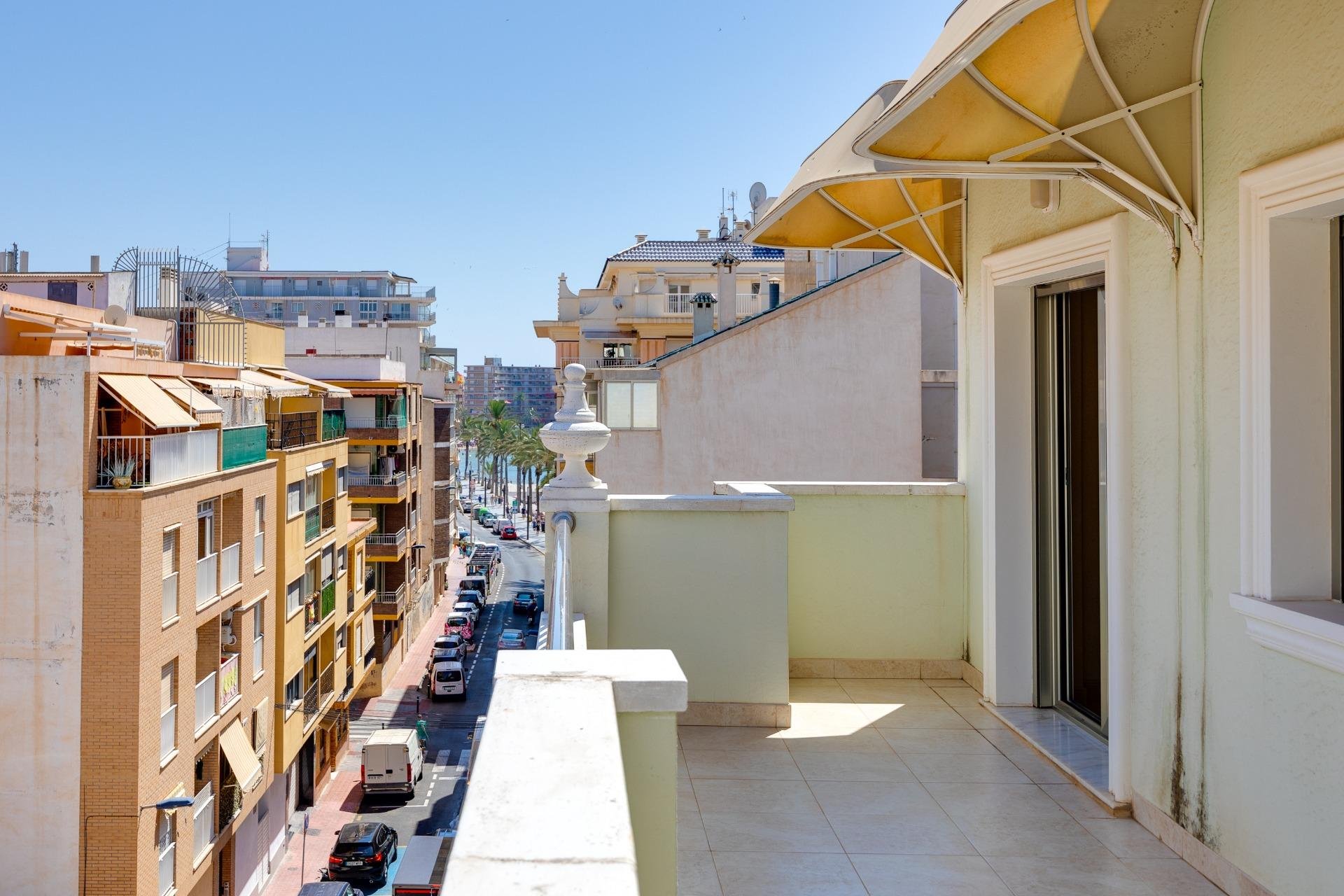 Herverkoop - Appartement -
Torrevieja - Paseo Maritimo