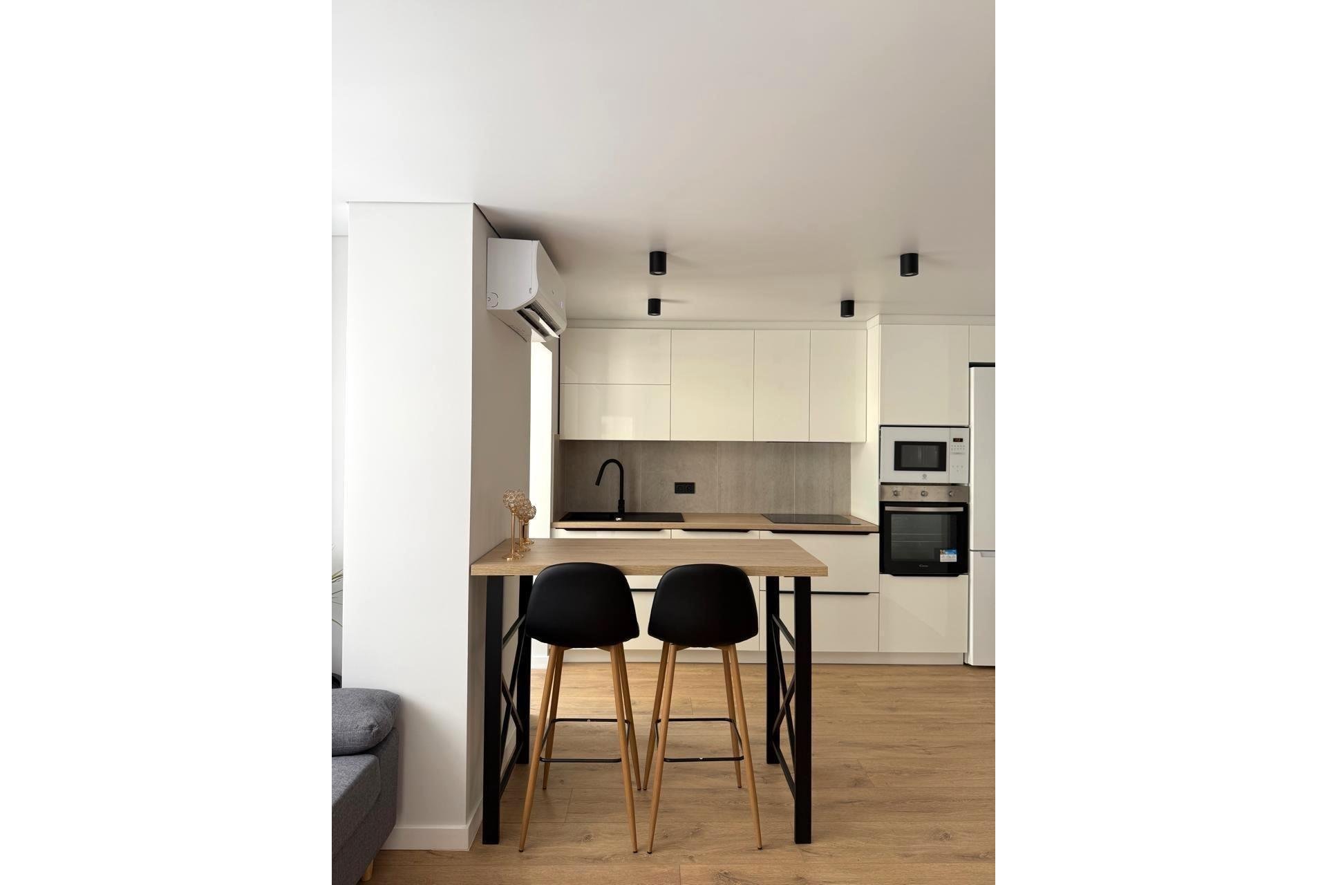 Herverkoop - Appartement -
Torrevieja - Paseo Maritimo