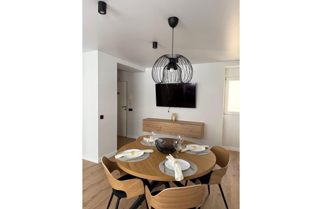 Herverkoop - Appartement -
Torrevieja - Paseo Maritimo