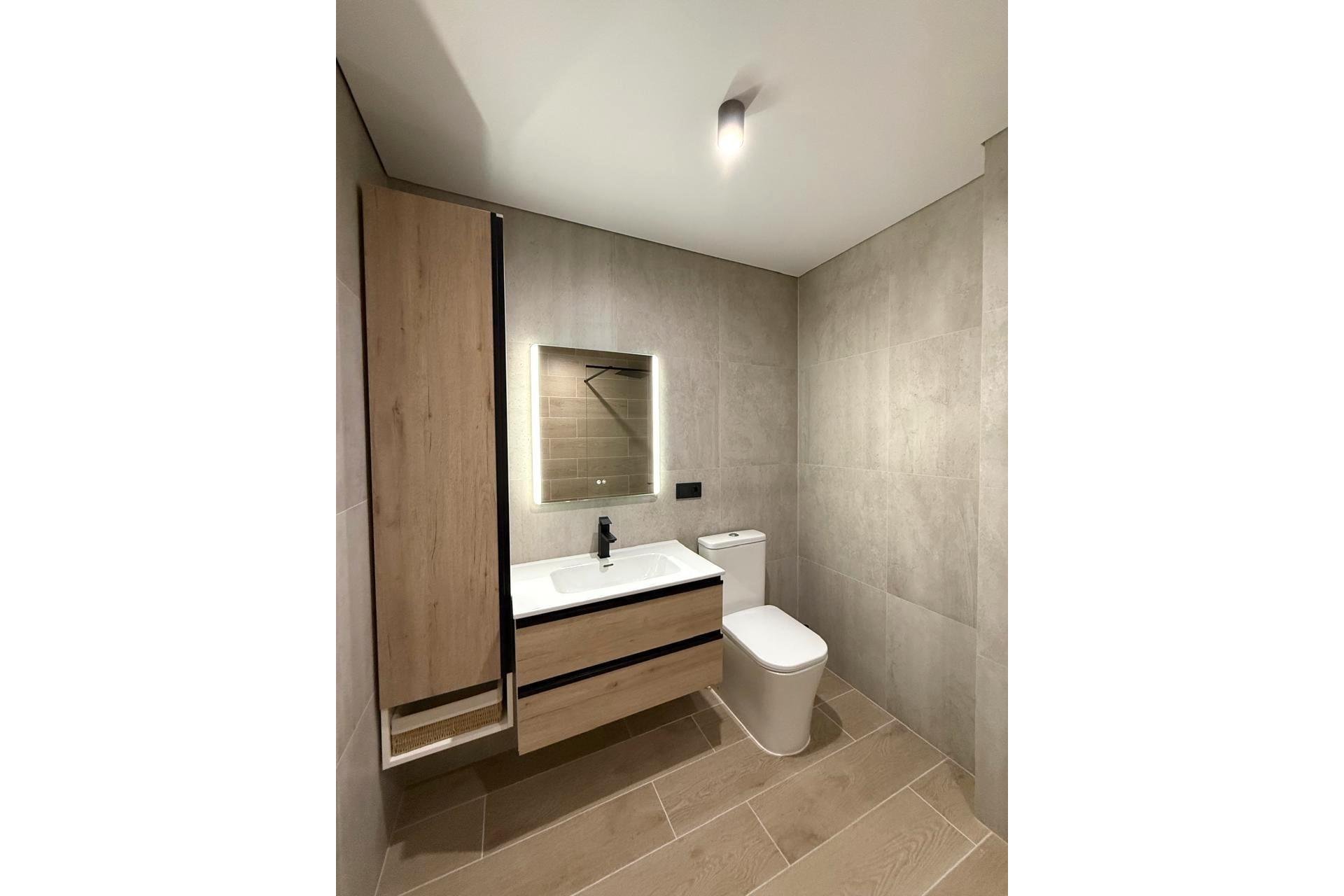 Herverkoop - Appartement -
Torrevieja - Paseo Maritimo