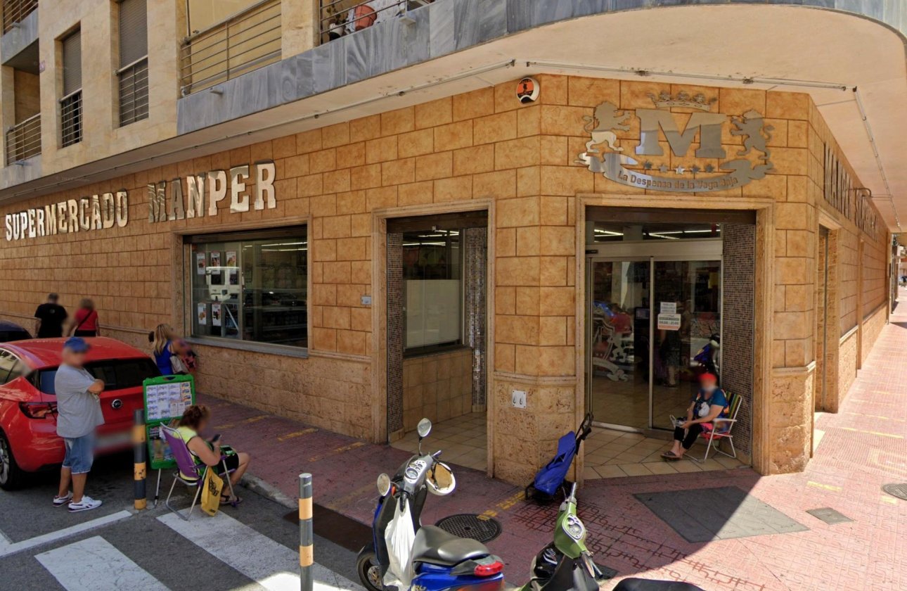 Herverkoop - Appartement -
Torrevieja - Paseo Maritimo