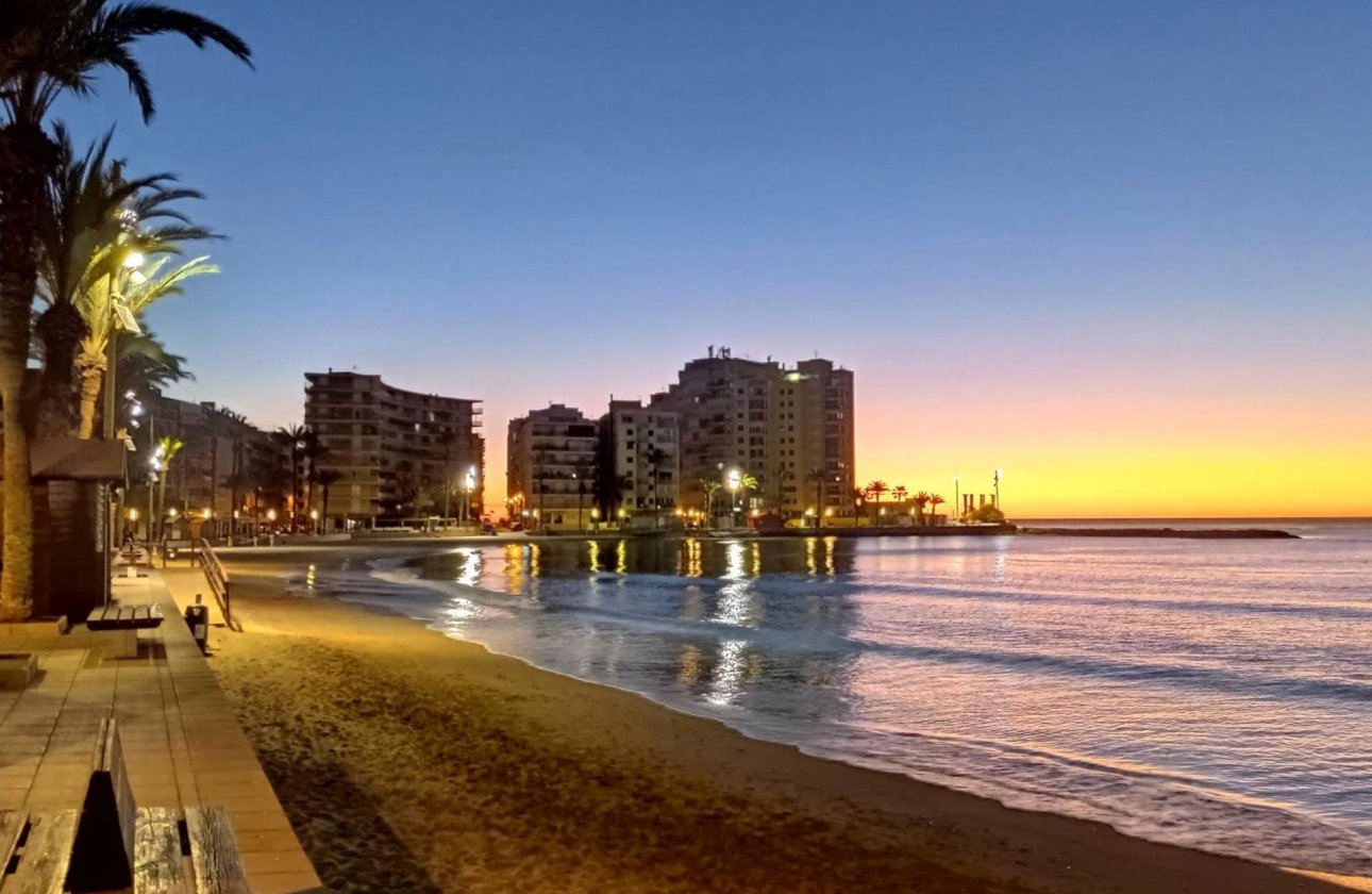 Herverkoop - Appartement -
Torrevieja - Paseo Maritimo