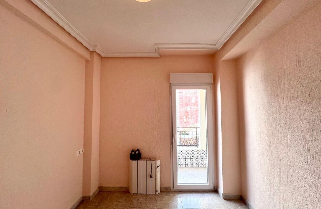 Herverkoop - Appartement -
Torrevieja - Paseo Maritimo