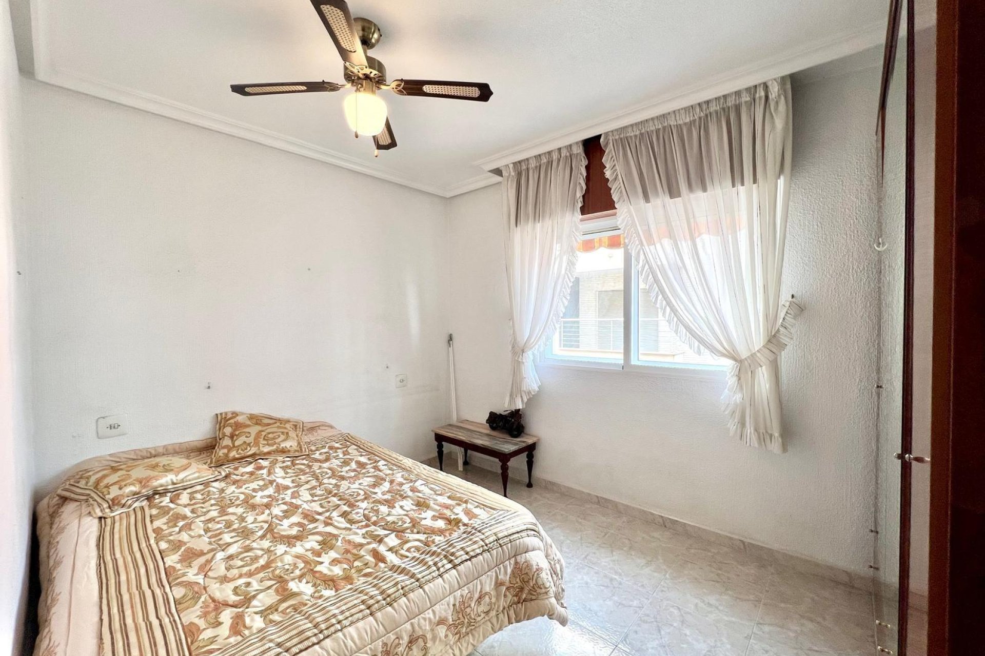 Herverkoop - Appartement -
Torrevieja - Paseo Maritimo