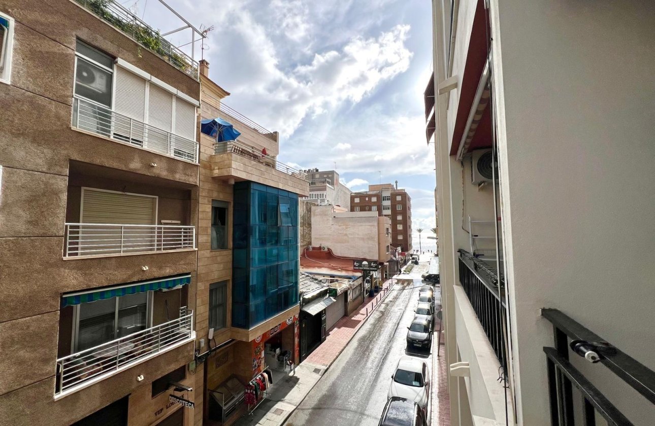 Herverkoop - Appartement -
Torrevieja - Paseo Maritimo