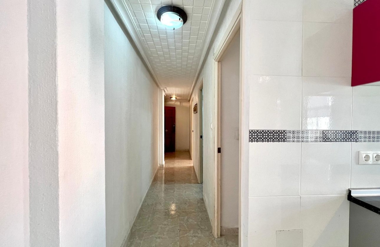 Herverkoop - Appartement -
Torrevieja - Paseo Maritimo