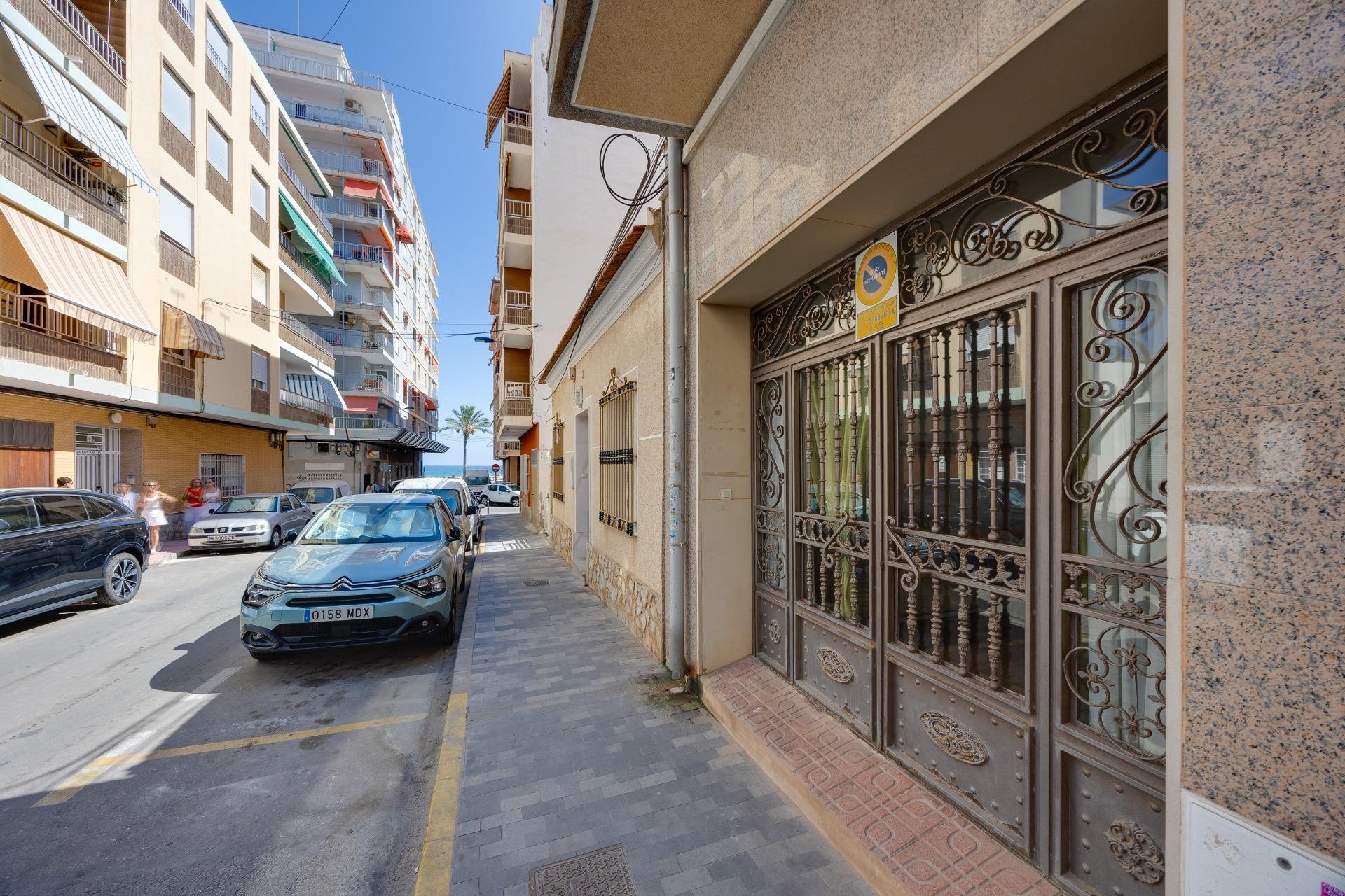 Herverkoop - Appartement -
Torrevieja - Paseo Maritimo