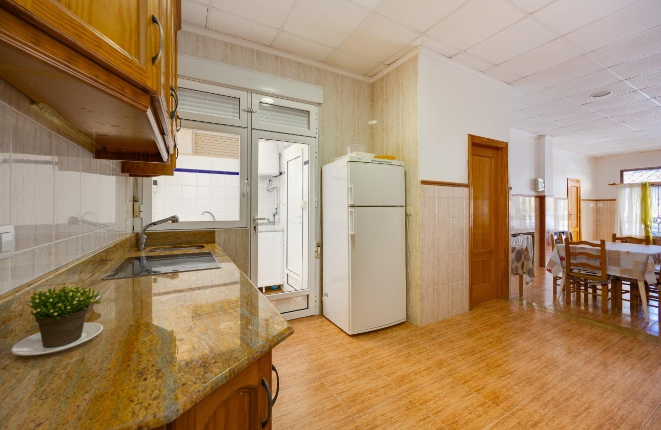 Herverkoop - Appartement -
Torrevieja - Paseo Maritimo
