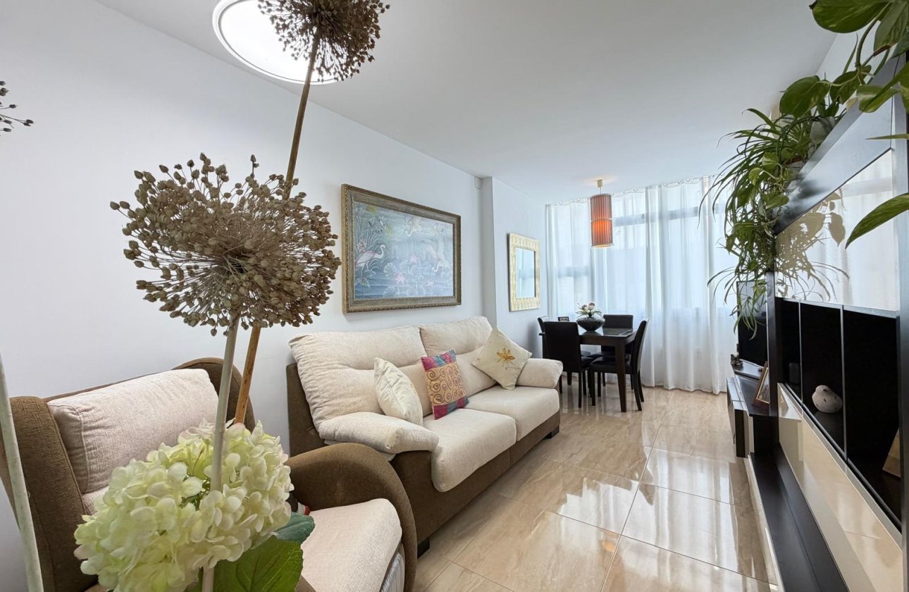 Herverkoop - Appartement -
Torrevieja - Paseo Maritimo