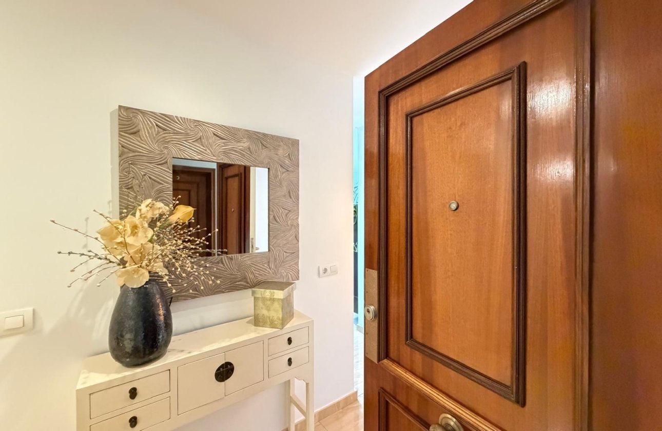 Herverkoop - Appartement -
Torrevieja - Paseo Maritimo