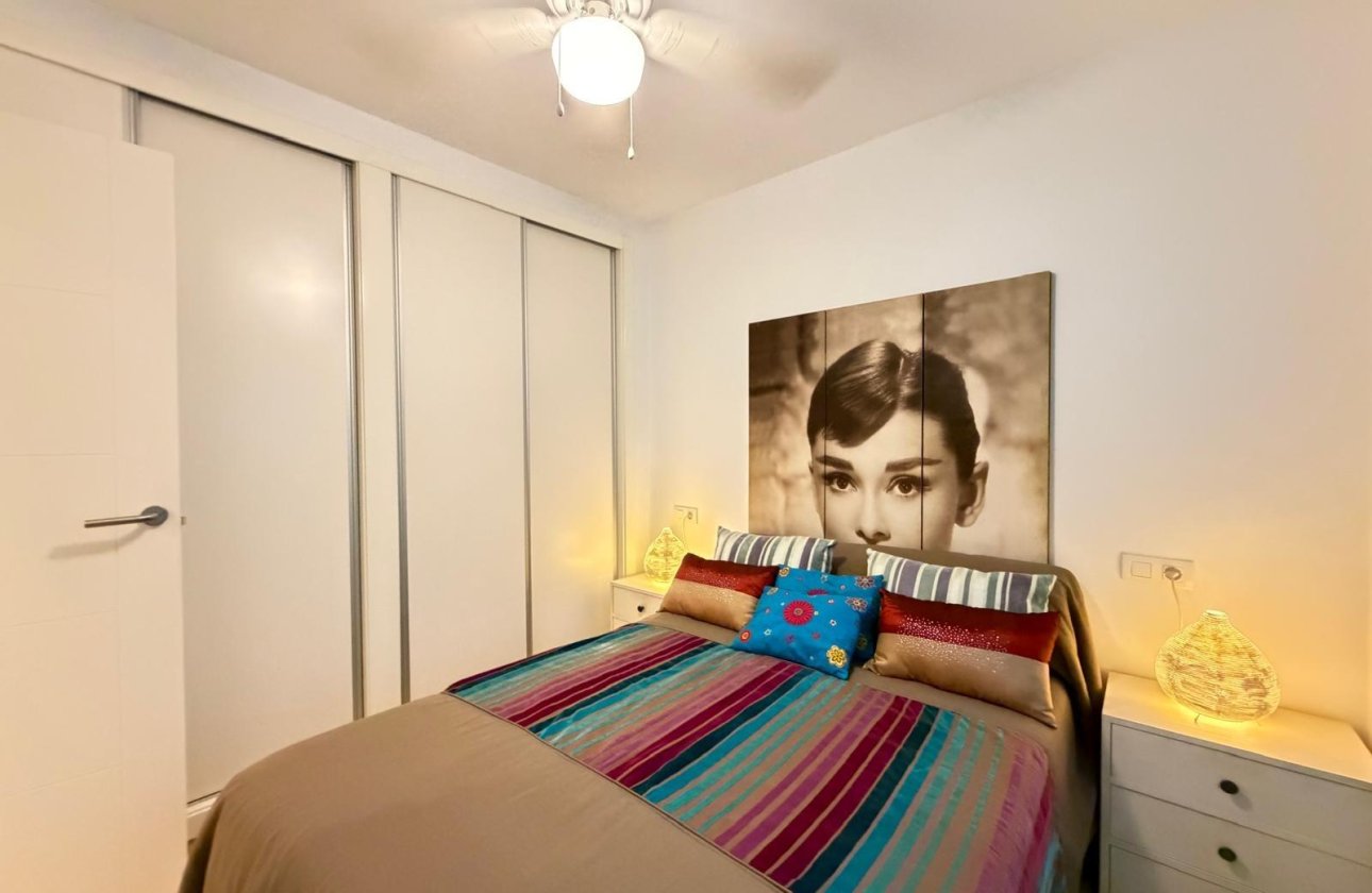 Herverkoop - Appartement -
Torrevieja - Paseo Maritimo