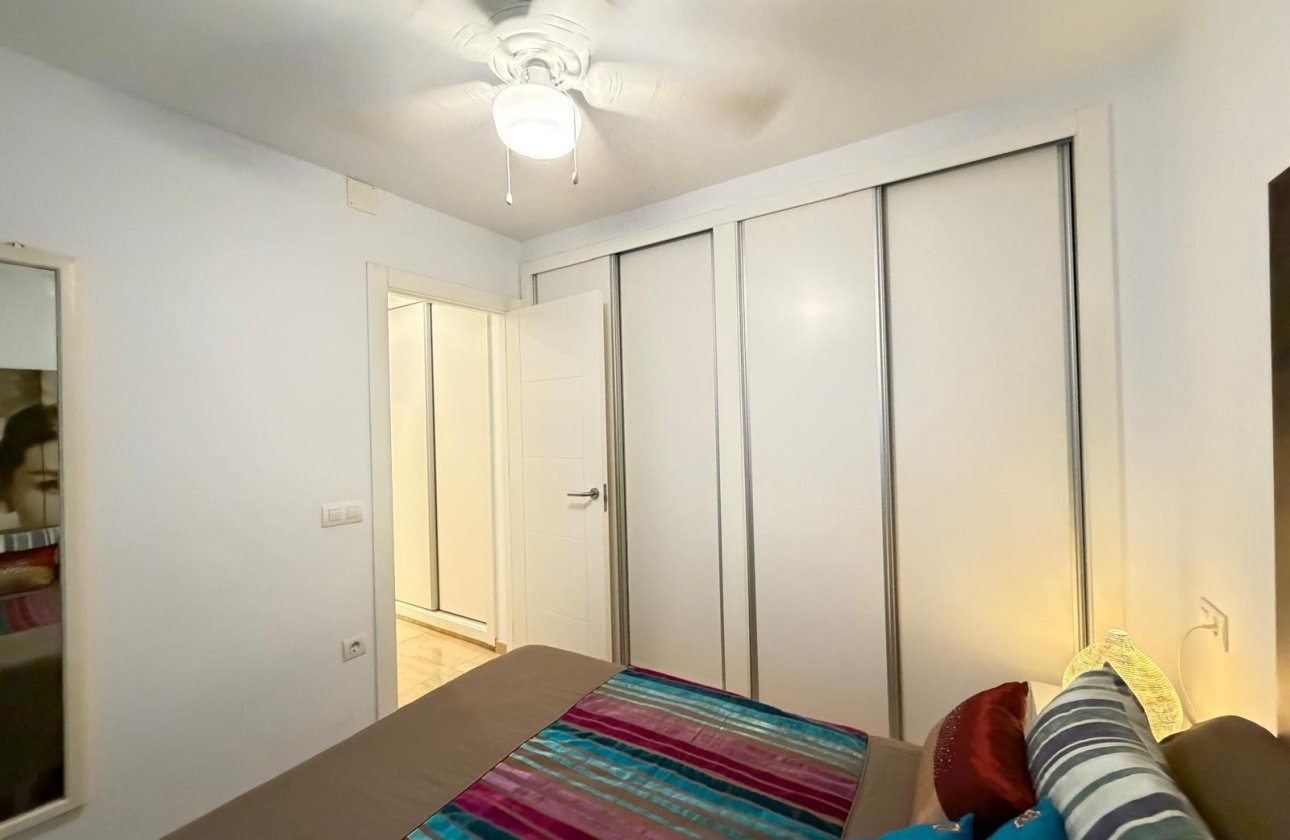 Herverkoop - Appartement -
Torrevieja - Paseo Maritimo