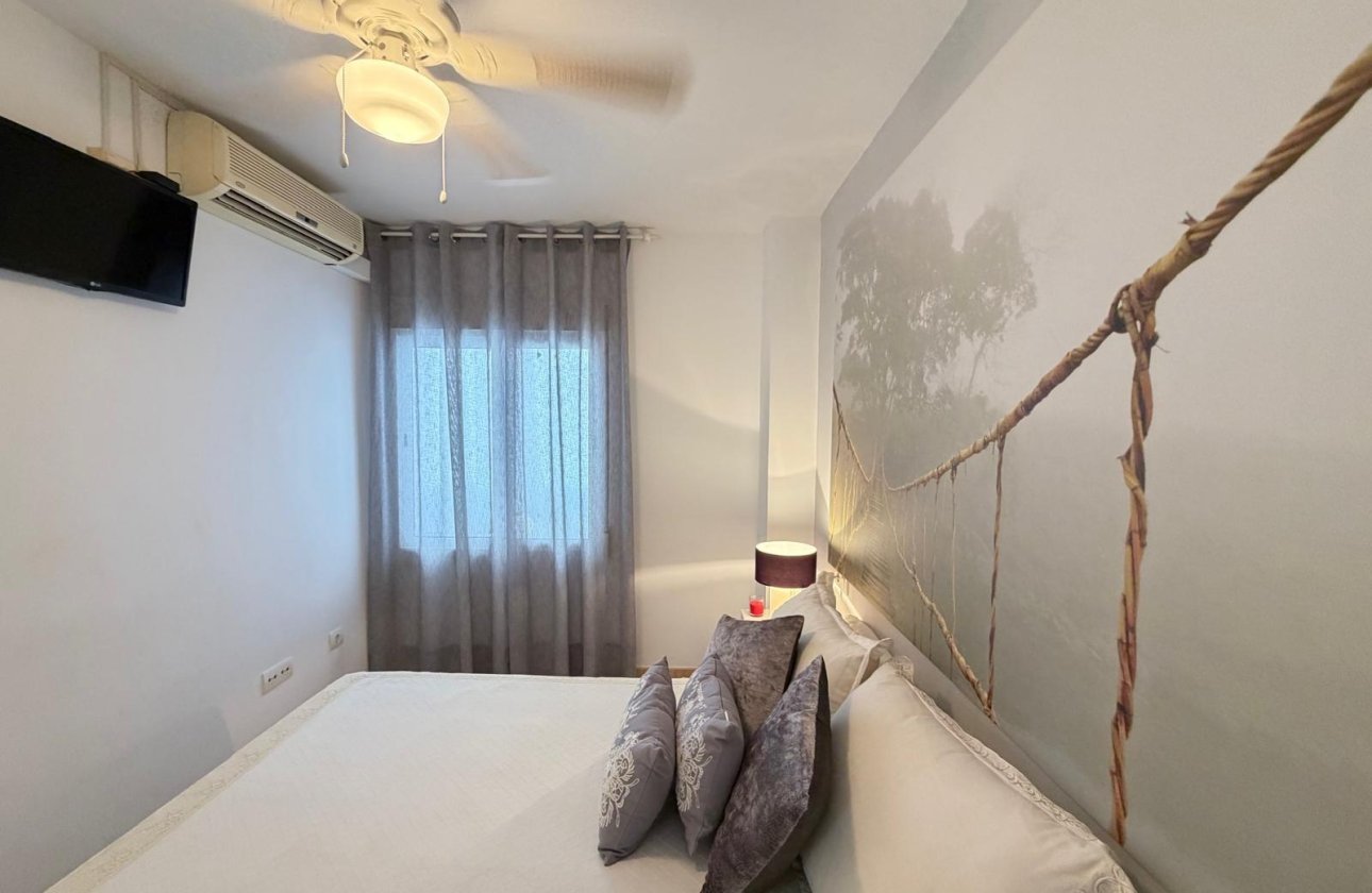 Herverkoop - Appartement -
Torrevieja - Paseo Maritimo