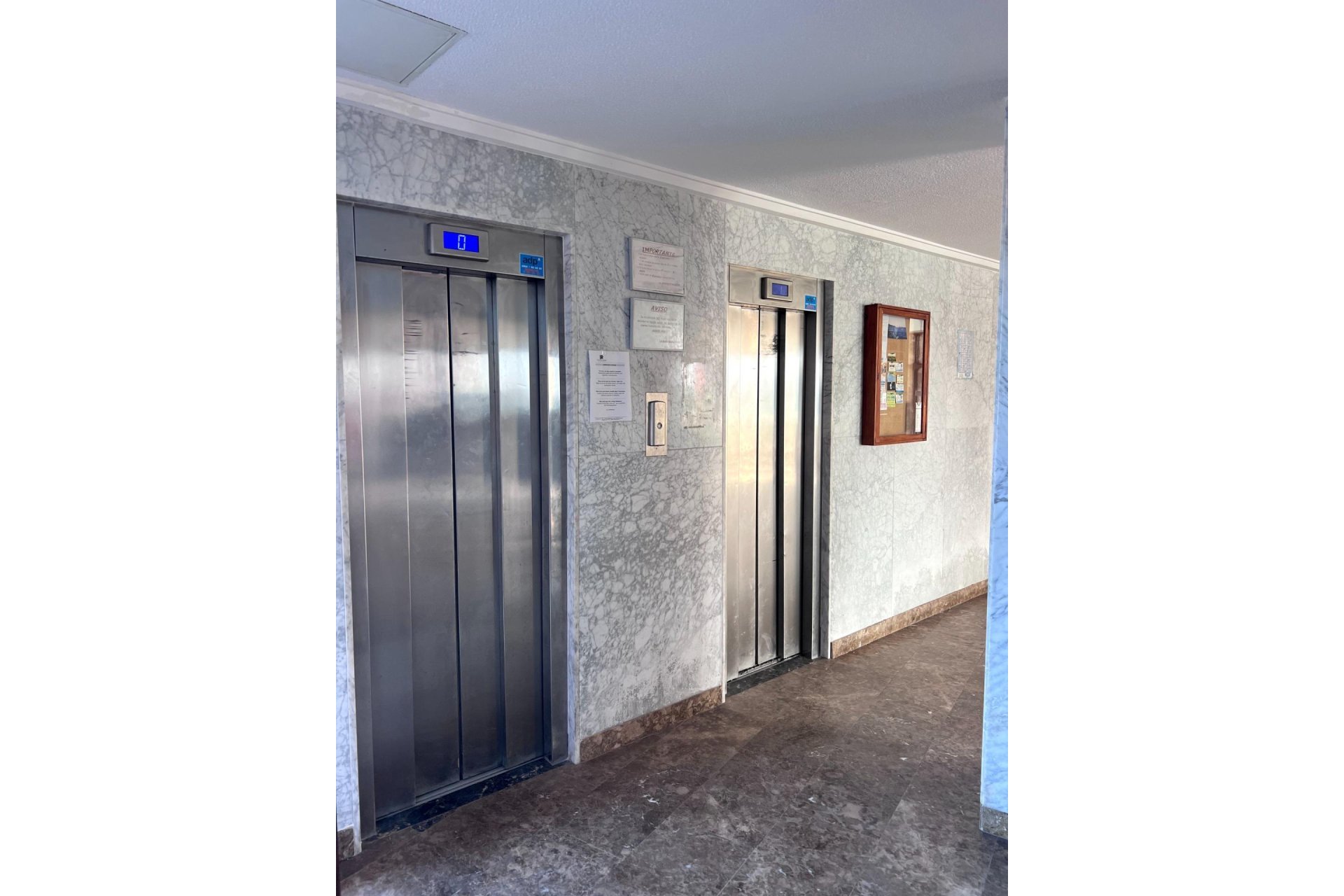 Herverkoop - Appartement -
Torrevieja - Playa de los Locos