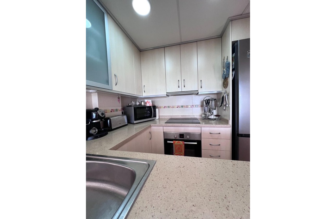 Herverkoop - Appartement -
Torrevieja - Playa de los Locos