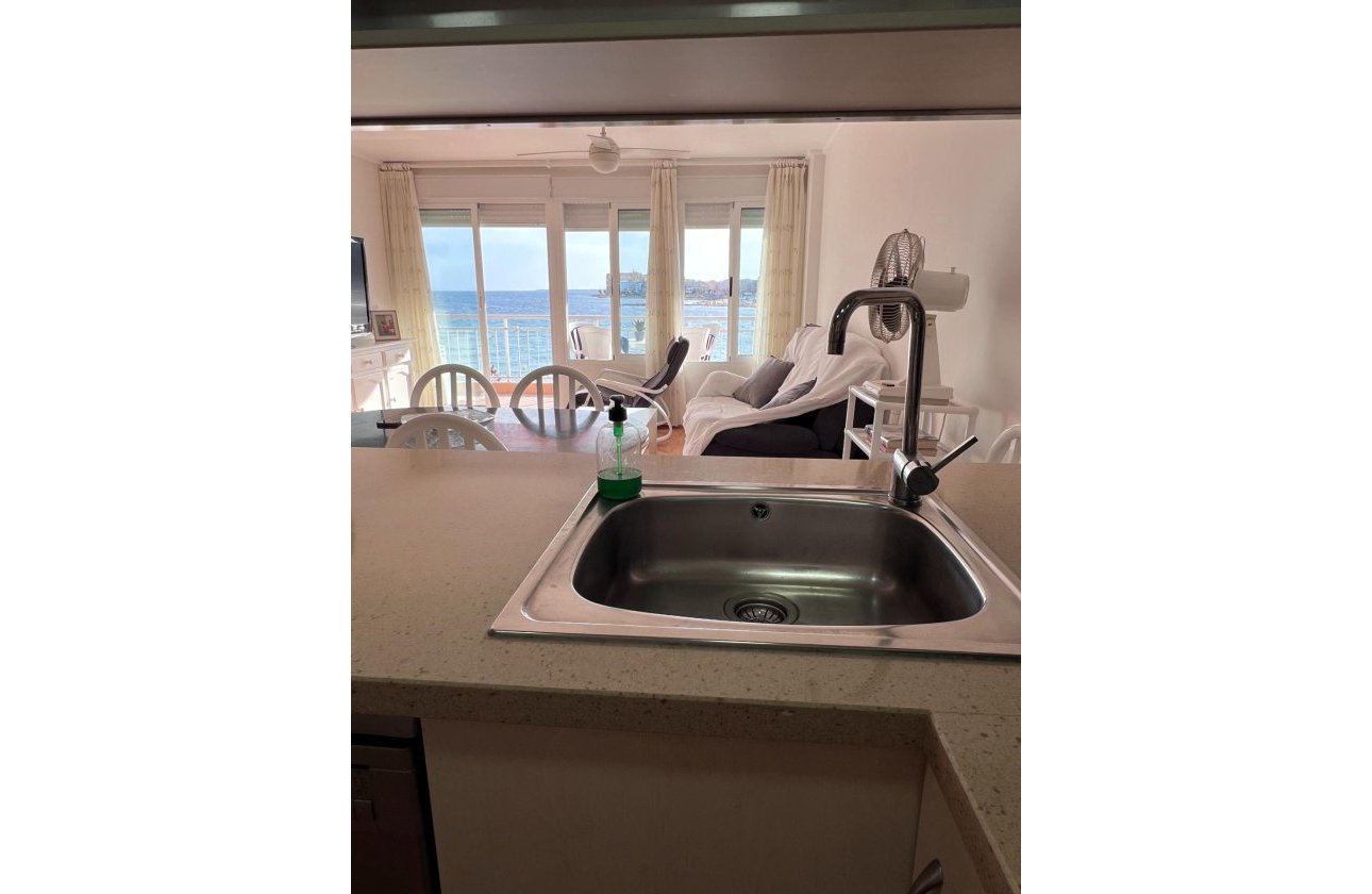 Herverkoop - Appartement -
Torrevieja - Playa de los Locos