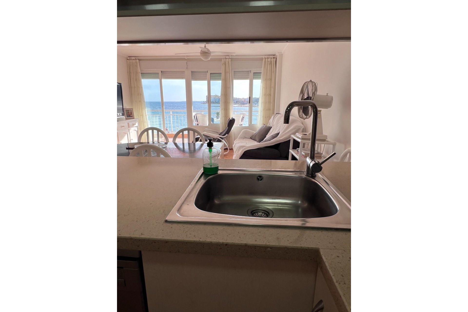 Herverkoop - Appartement -
Torrevieja - Playa de los Locos