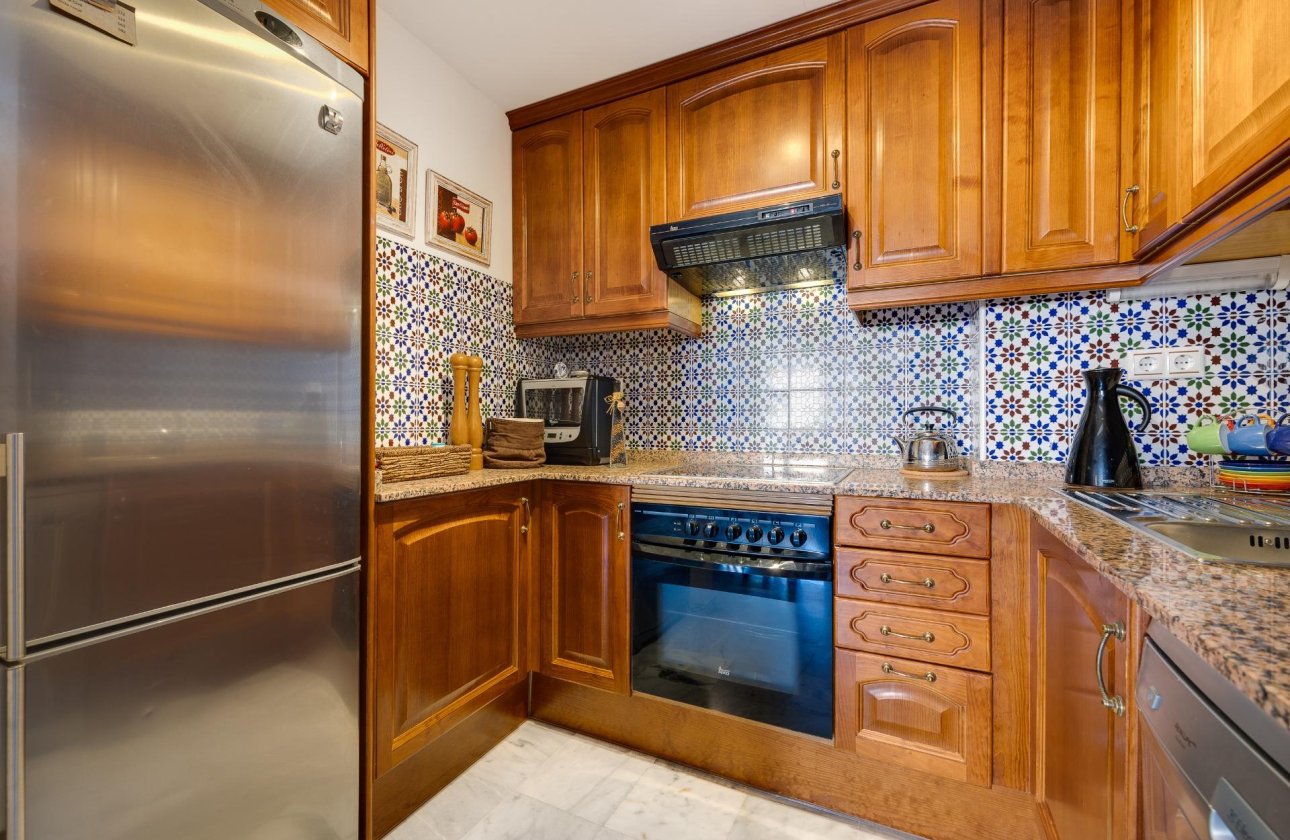 Herverkoop - Appartement -
Torrevieja - Playa de los Locos