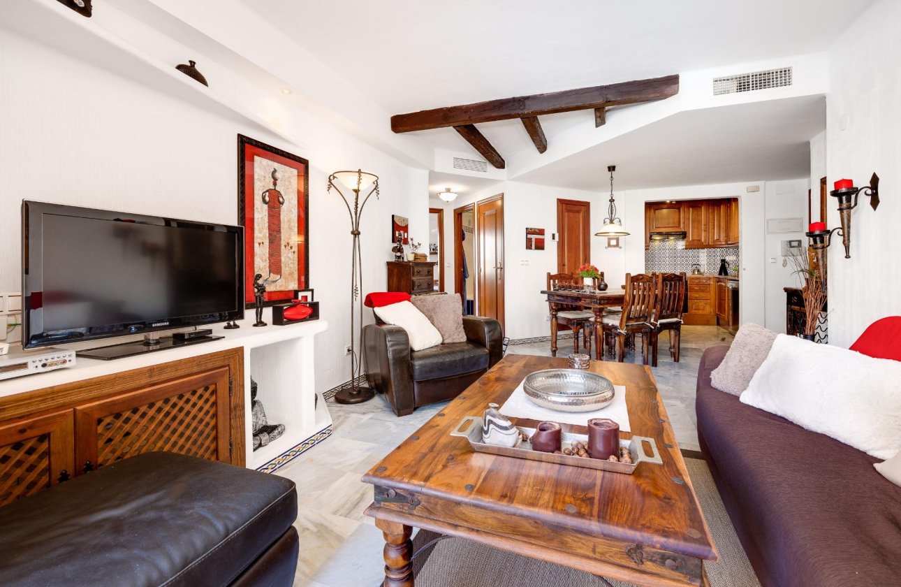 Herverkoop - Appartement -
Torrevieja - Playa de los Locos