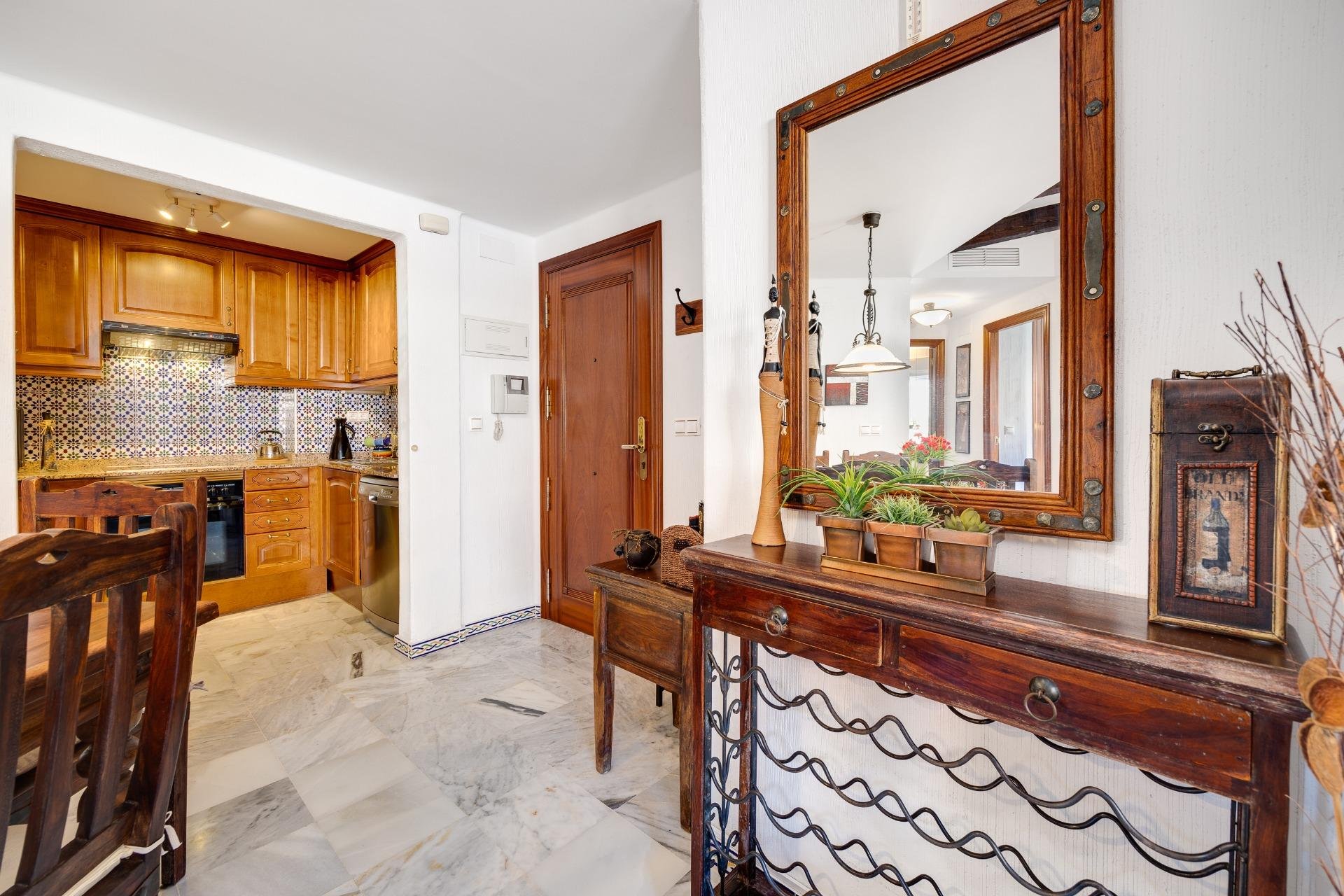 Herverkoop - Appartement -
Torrevieja - Playa de los Locos