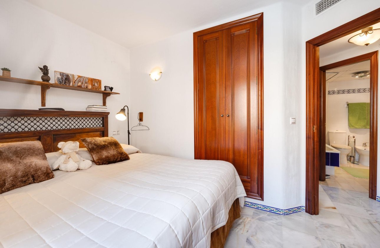 Herverkoop - Appartement -
Torrevieja - Playa de los Locos