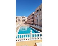 Herverkoop - Appartement -
Torrevieja - Playa de los Locos