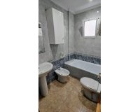 Herverkoop - Appartement -
Torrevieja - Playa de los Locos