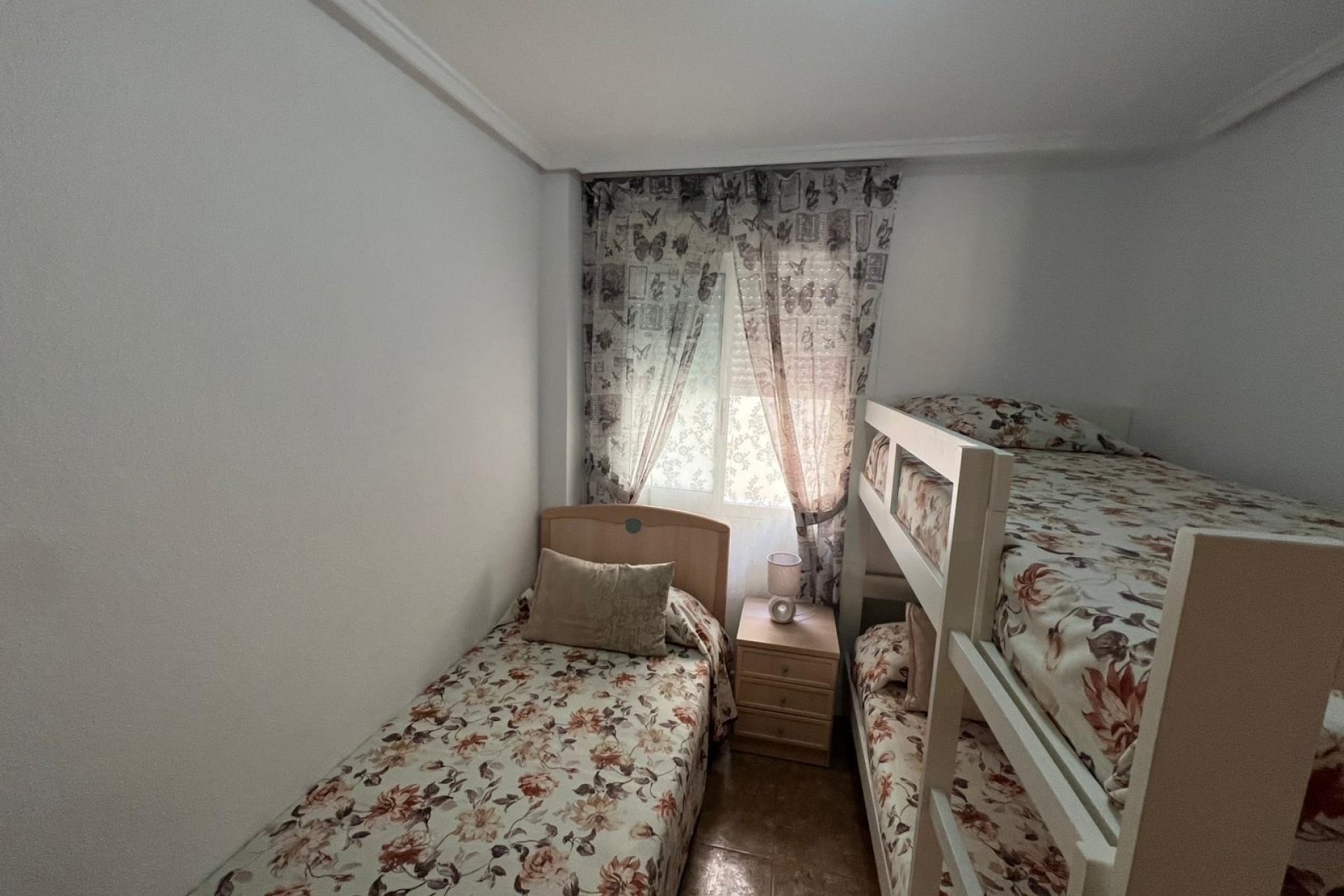 Herverkoop - Appartement -
Torrevieja - Playa de los Locos