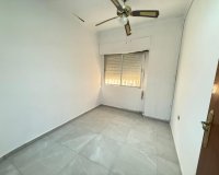 Herverkoop - Appartement -
Torrevieja - Playa de los Locos