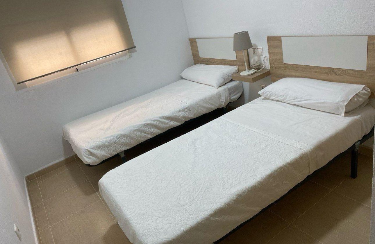 Herverkoop - Appartement -
Torrevieja - Playa de los Locos