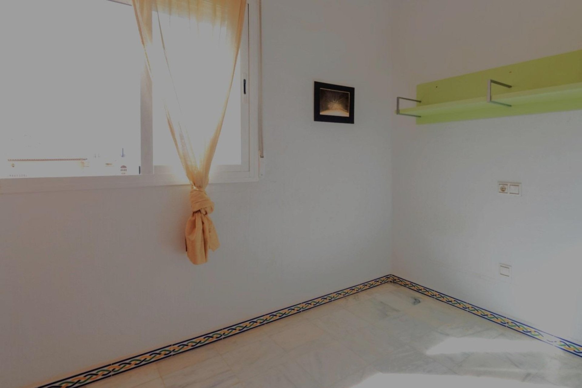 Herverkoop - Appartement -
Torrevieja - Playa de los Locos