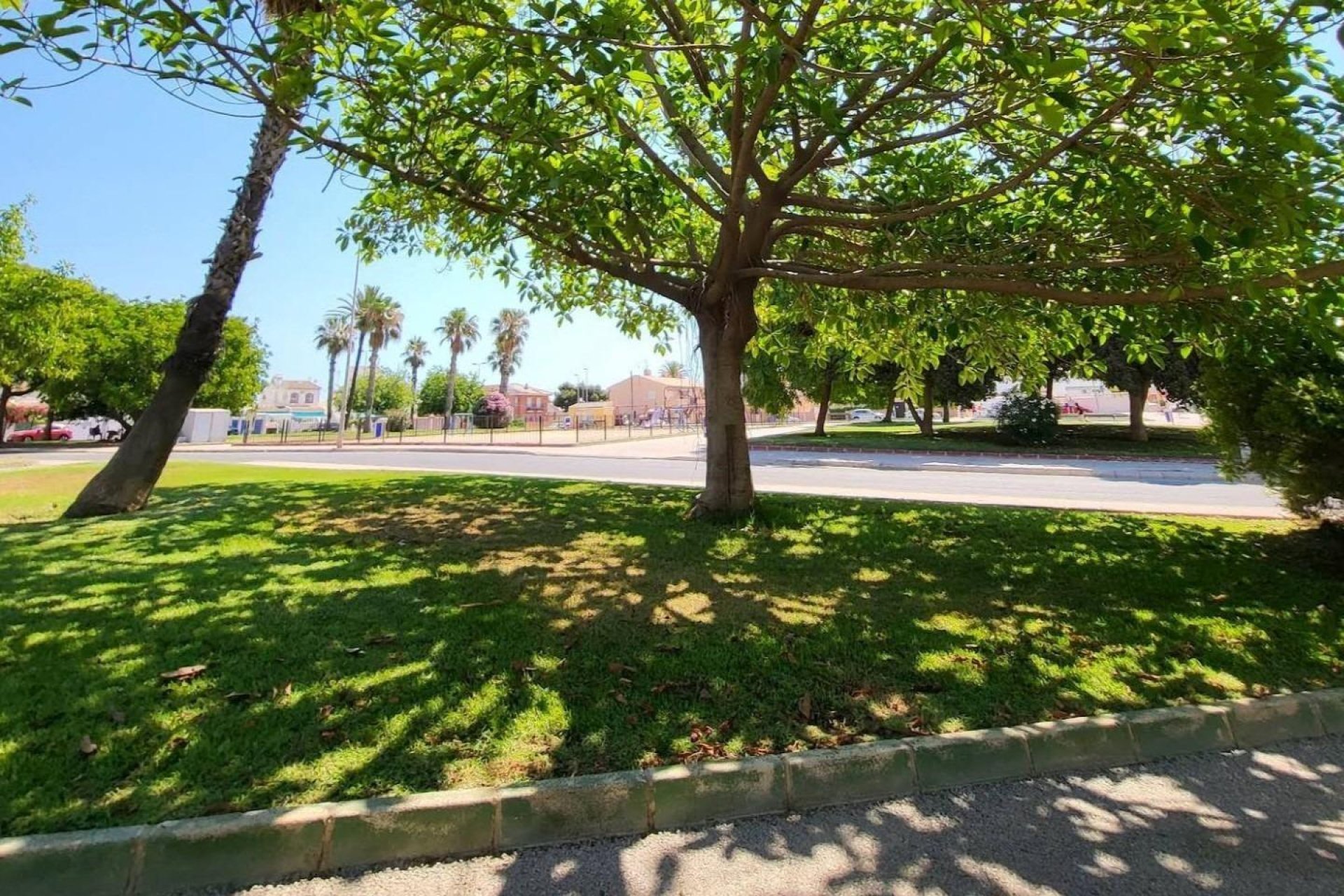 Herverkoop - Appartement -
Torrevieja - Playa de los Locos